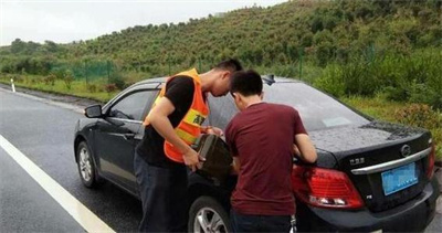 河间永福道路救援